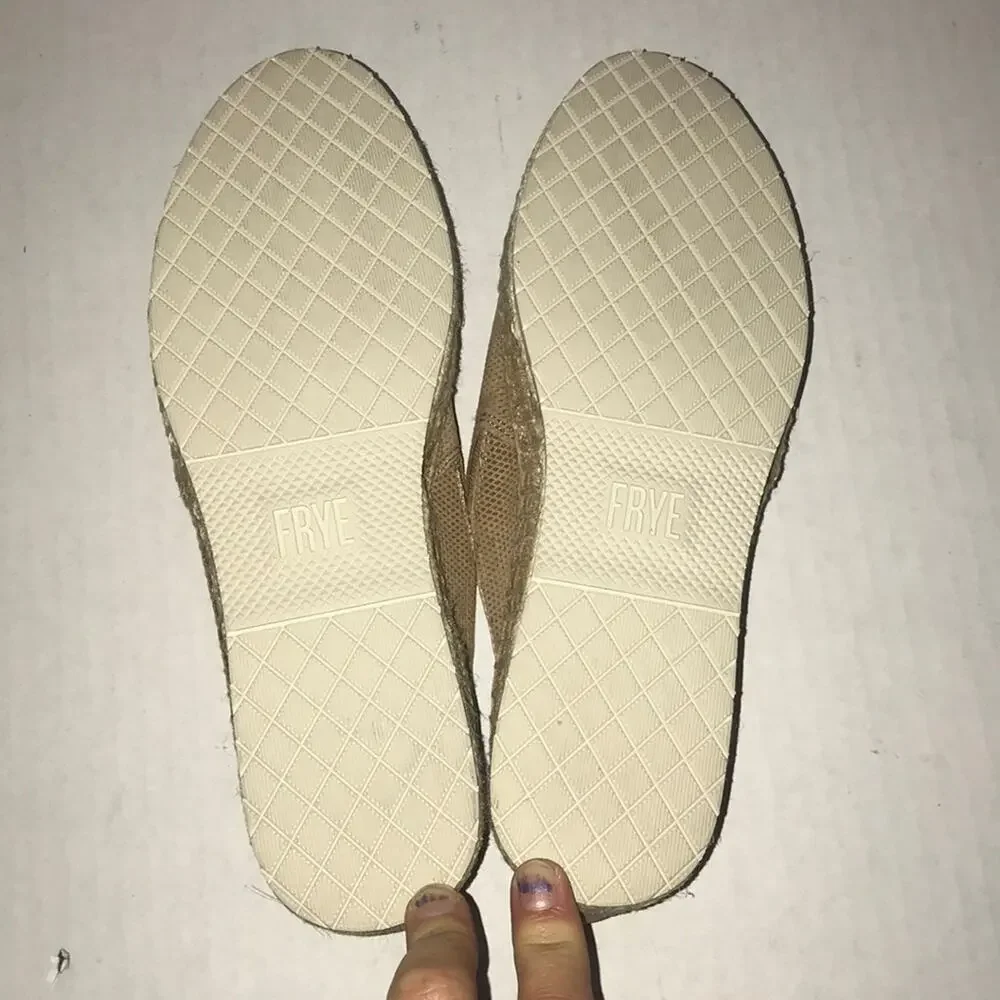 Frye Isbel‎ Diamond Embossed Espadrille.